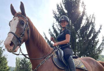 Horseback riding on the trail of the Etruscans in Vetralla