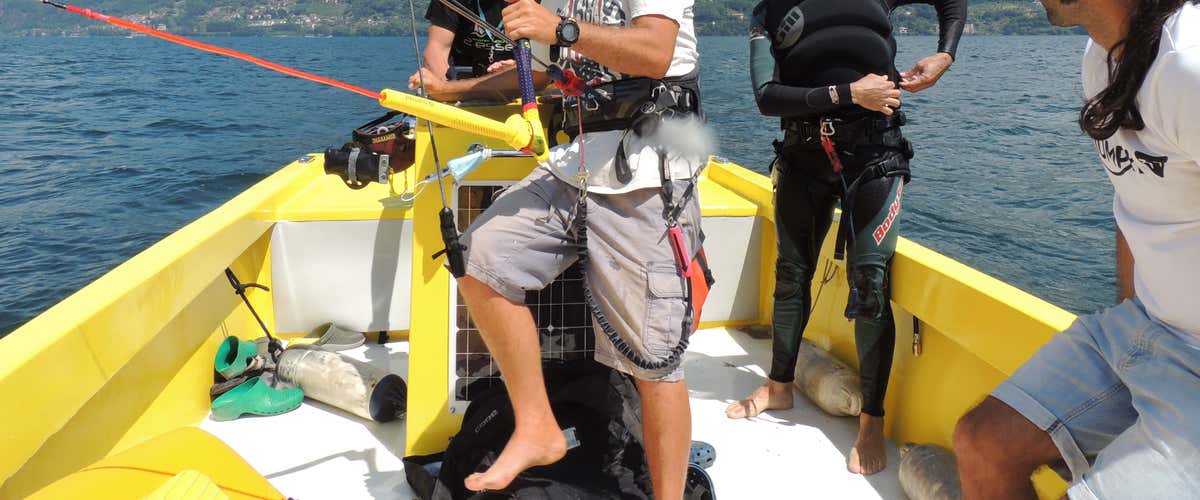 Lezione di kitesurf a Dervio sul Lago di Como
