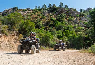 Tour in quad con aperitivo a Monte Nieddu vicino a San Teodoro 