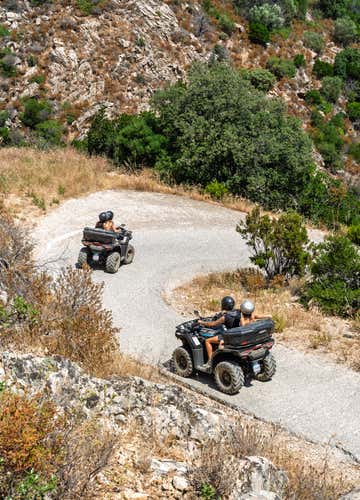 Tour in quad con aperitivo a Monte Nieddu vicino a San Teodoro 