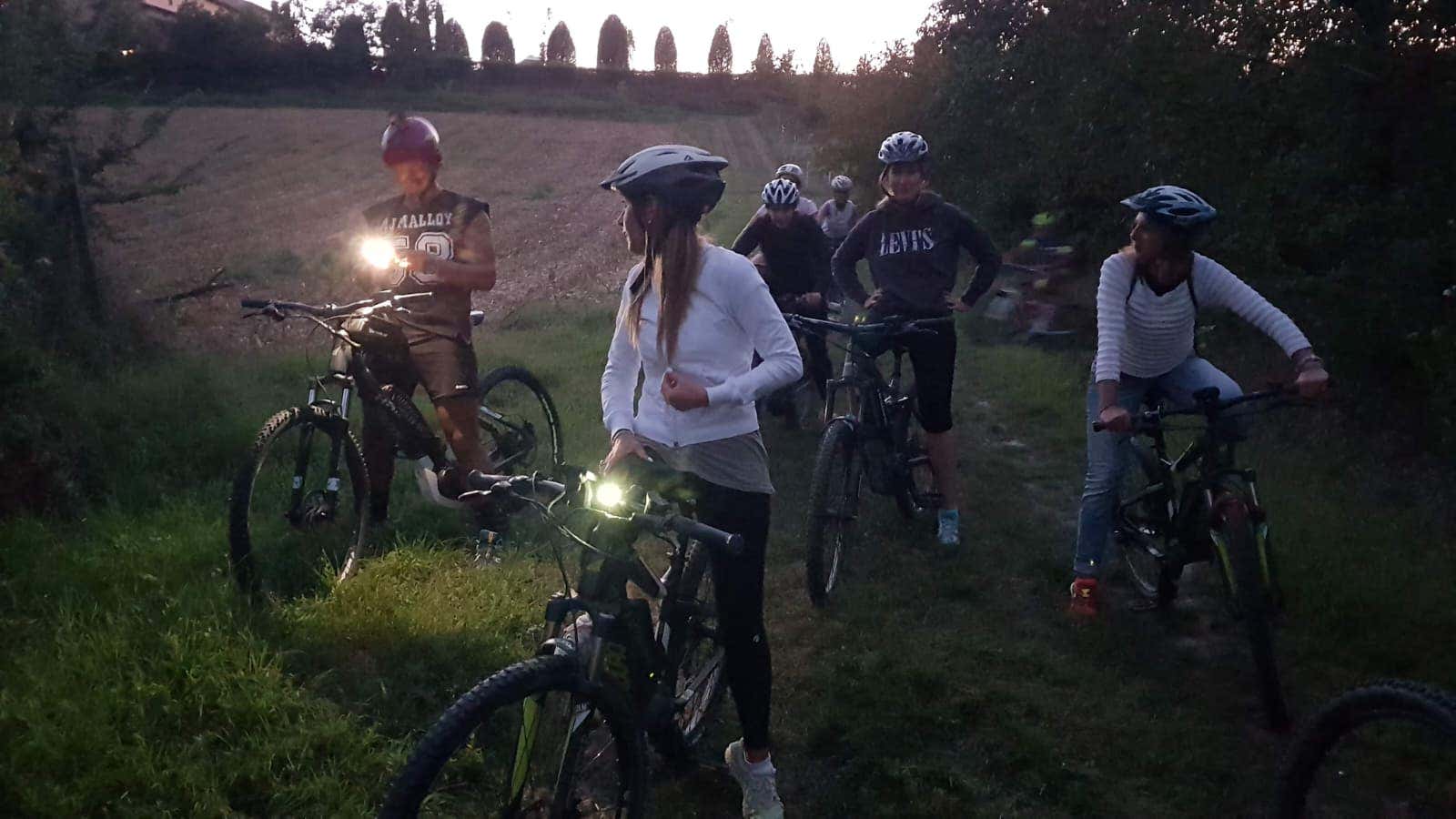 Tour in e-bike notturno tra le colline del Monferrato