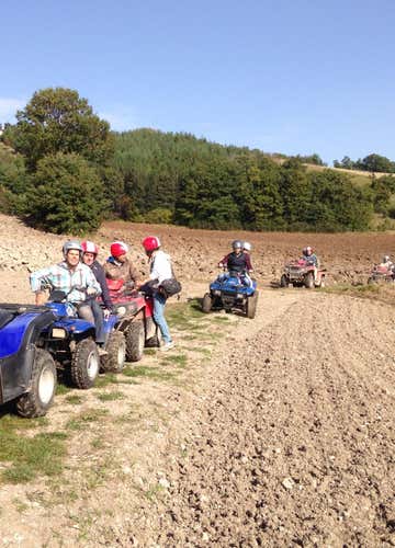 Tour in quad sugli Altopiani di Colfiorito con pranzo