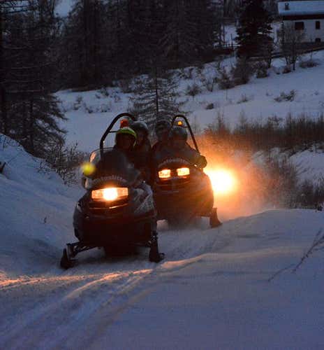 Snowmobile evening tour in Alta Val di Susa