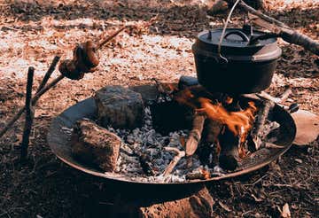 Esperienza di bushcraft di una giornata a Cerveteri