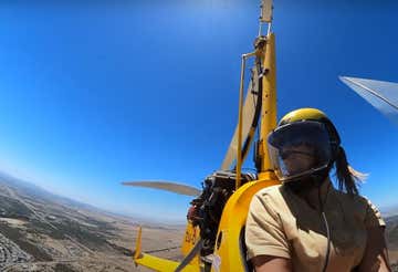 Prova di pilotaggio su autogiro in provincia di Salerno