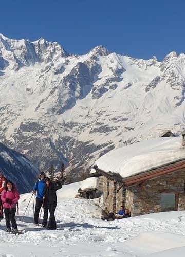 Escursione in ciaspole al villaggio di Les Suches