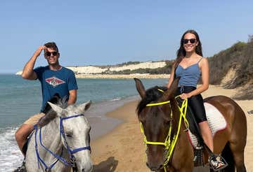 1-hour horse trekking between land and sea in the province of Agrigento