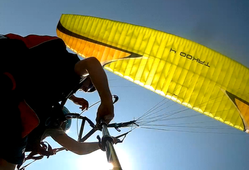 Tandem paragliding flight at Laveno-Mombello