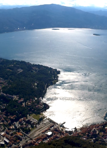 Tandem paragliding flight at Laveno-Mombello