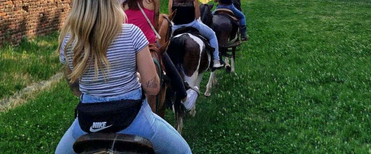 Passeggiata a cavallo sulle sponde del fiume Oglio fino al Castello di Soncino