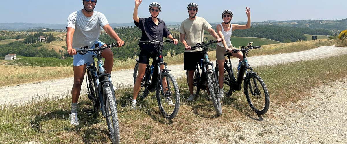 E-bike tour to San Gimignano with light lunch