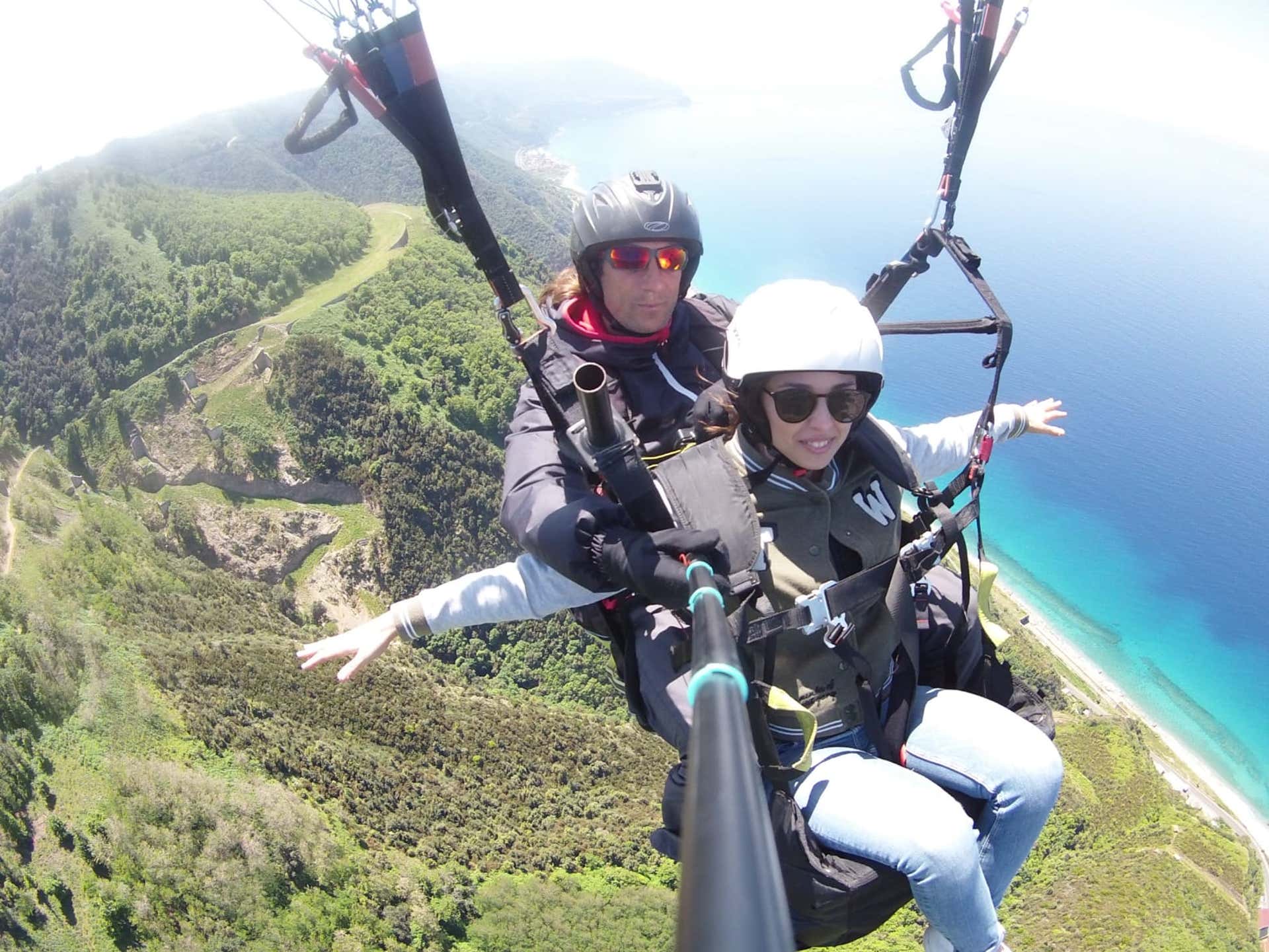 Tandem paragliding flight in Scylla