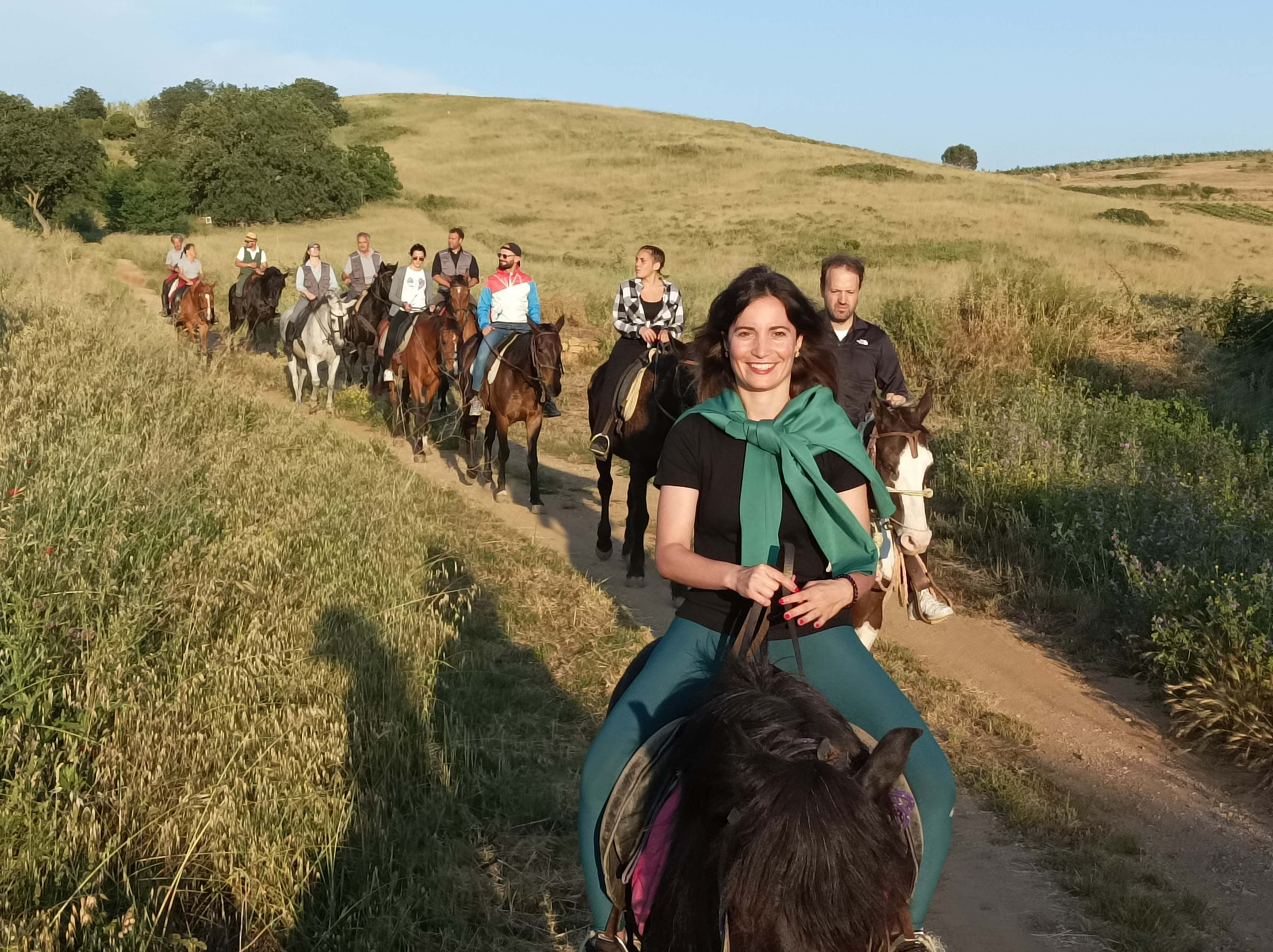 Passeggiata a cavallo di 2 ore nel Parco di Montioni in Toscana