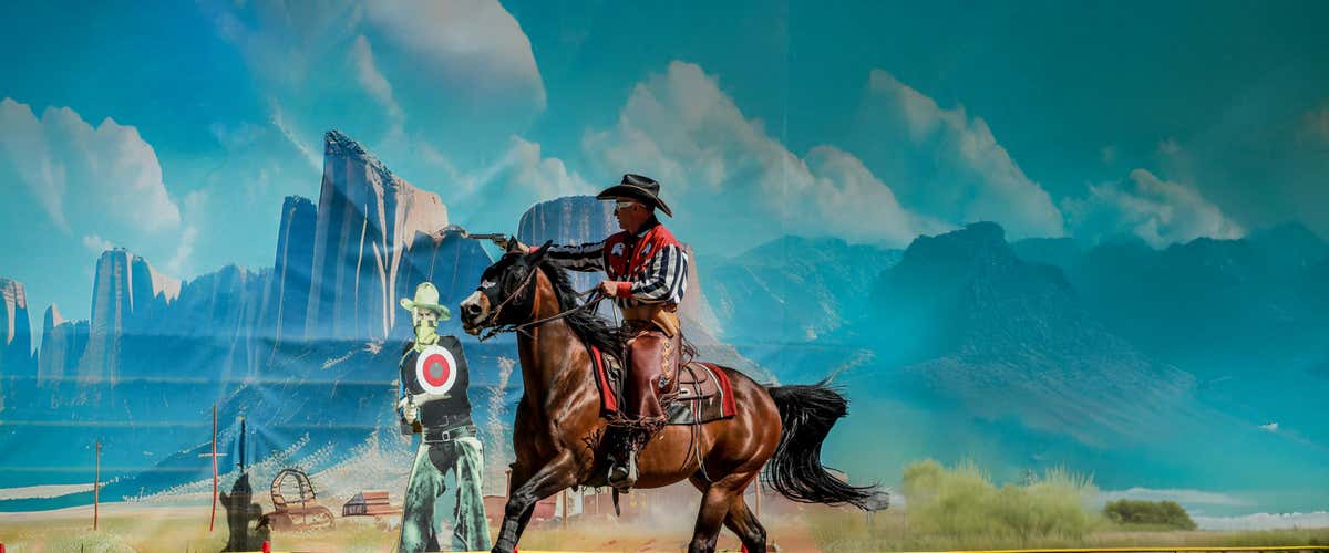 Cowboy experience: shooting on horseback