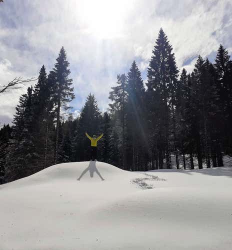 Snowshoeing from Passo Coe on the Alpe Cimbra