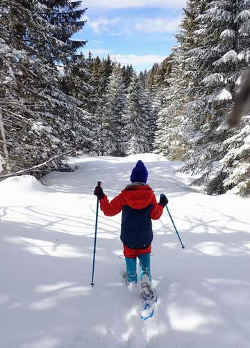 Snowshoeing from Passo Coe on the Alpe Cimbra