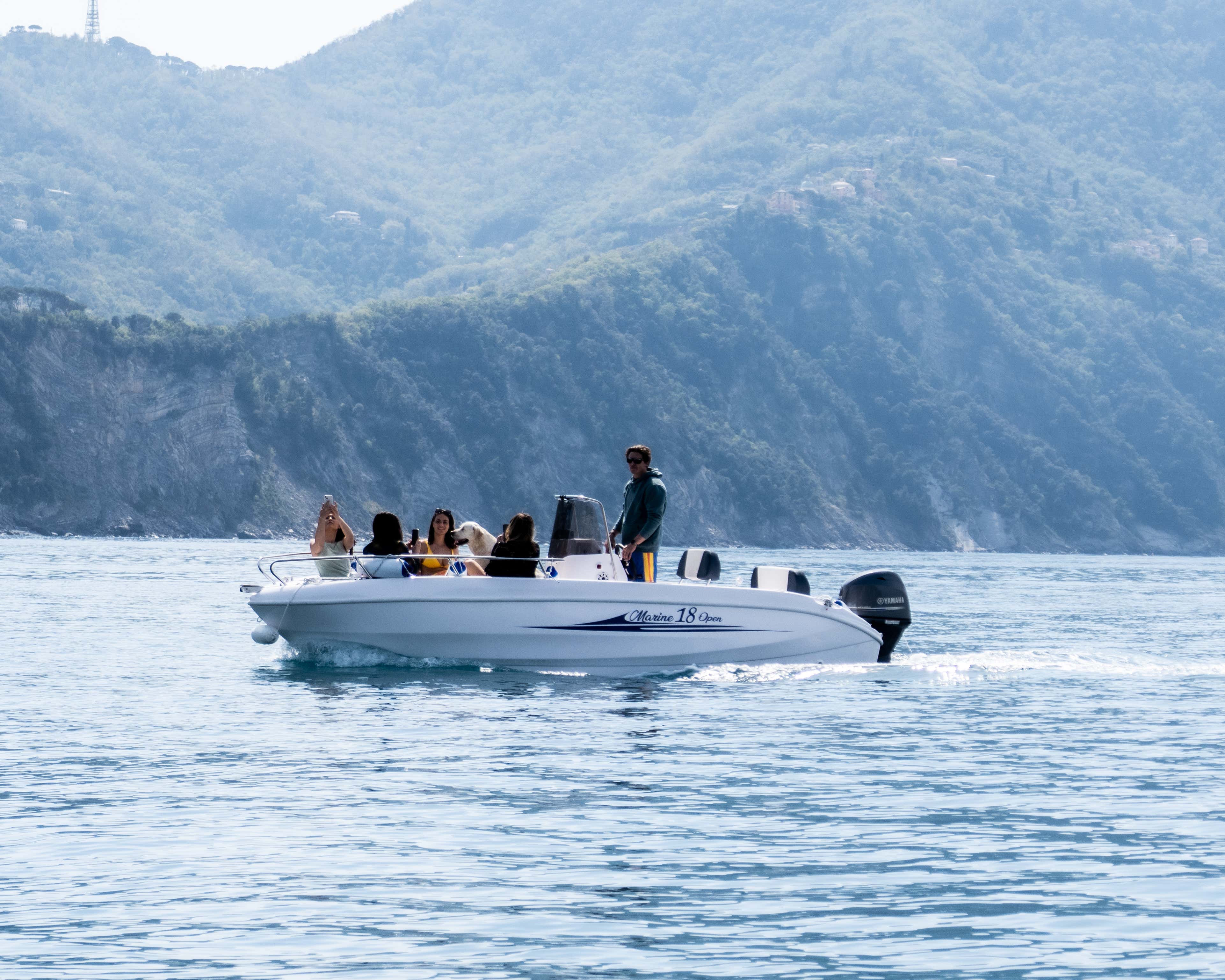 Tour giornaliero privato in barca a Portofino