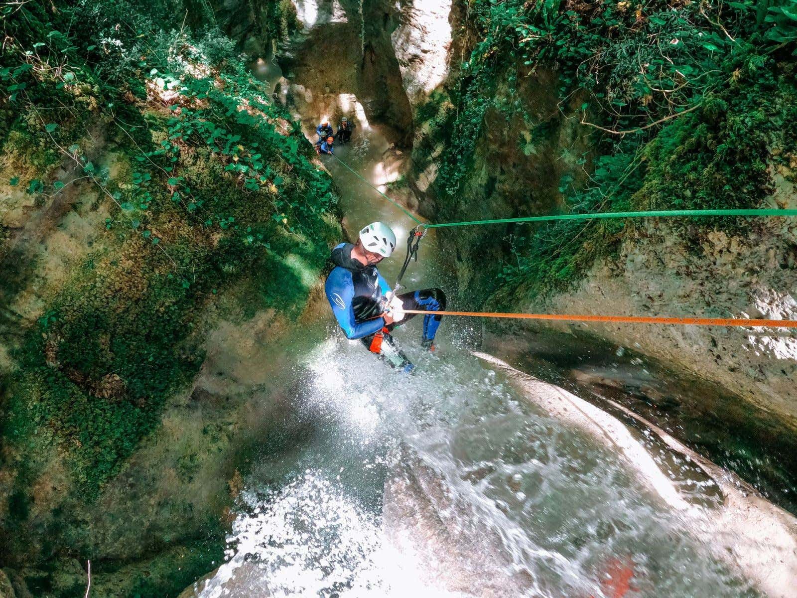 Canyoning Experience al Fosso della Mola (RI)