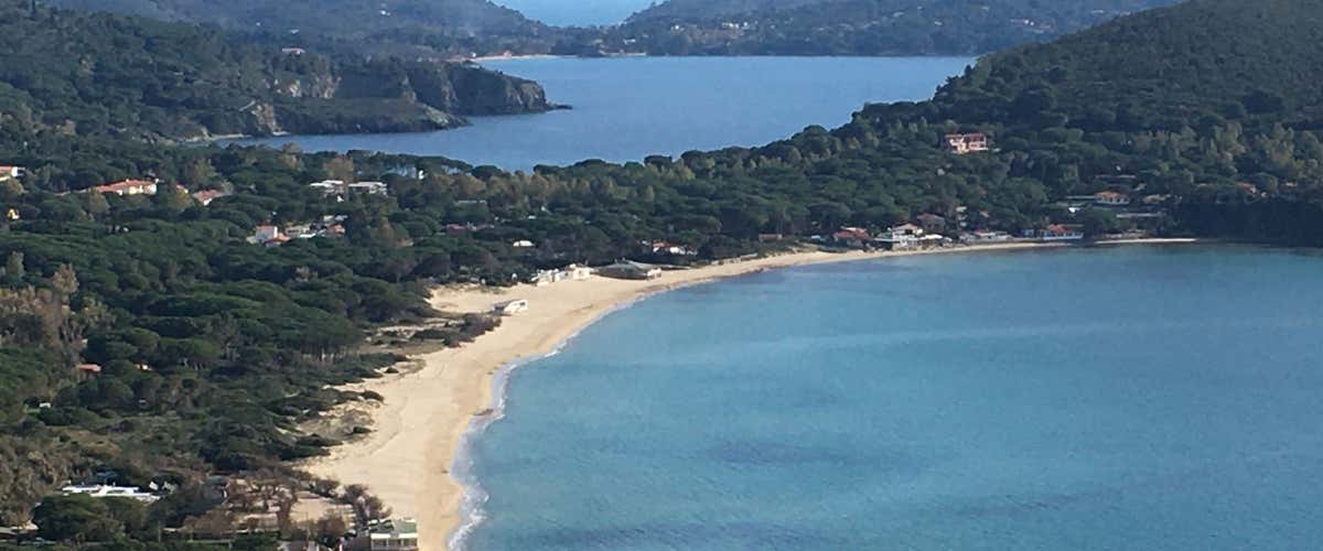 Private half-day boat tour on the south coast of Elba Island