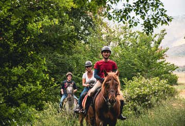 Horseback riding in the Tirino Valley with lunch