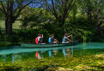 Escursione in canoa sul fiume Tirino