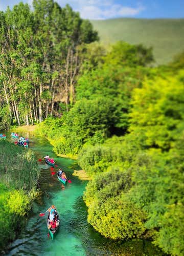 Canoe trip on the River Tirino with aperitif 
