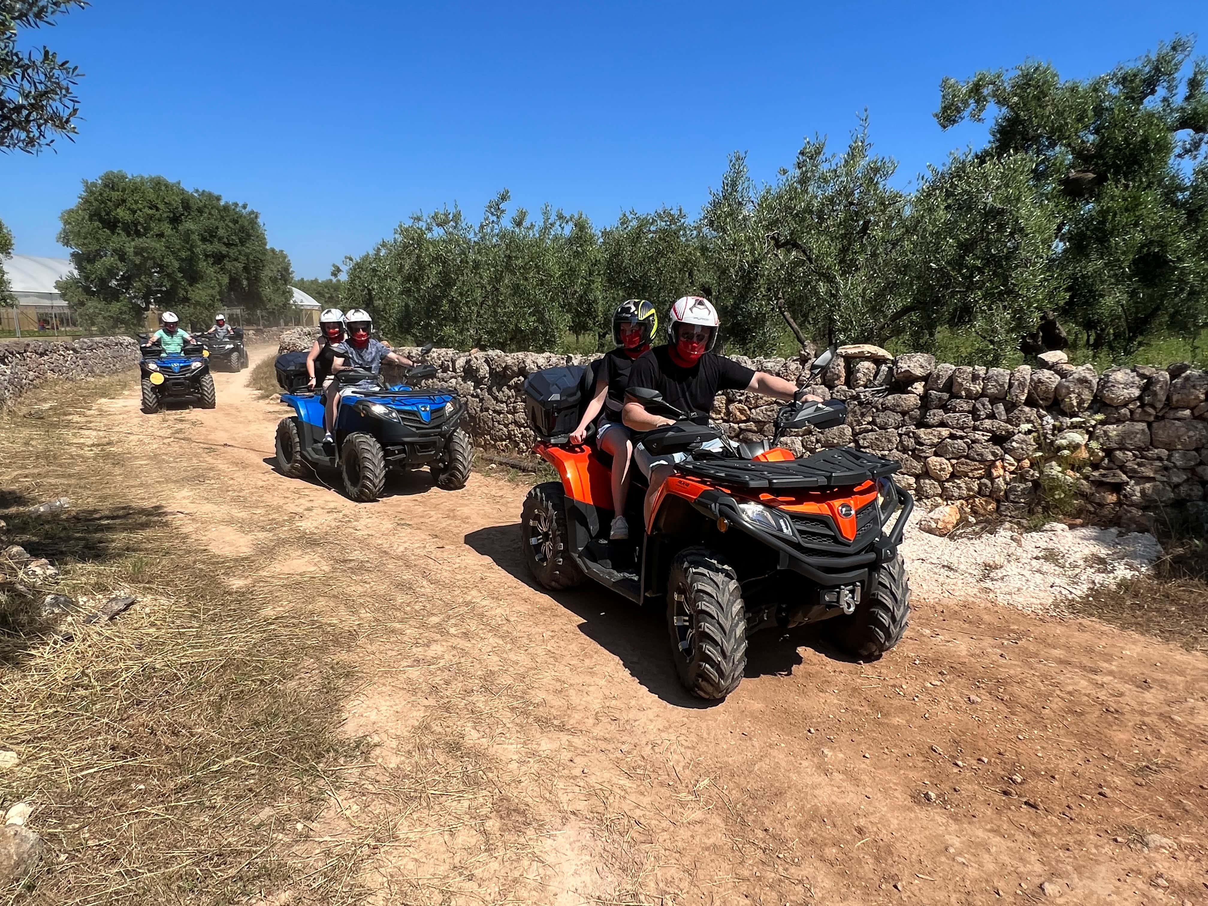Escursione in quad di un'ora a Monopoli