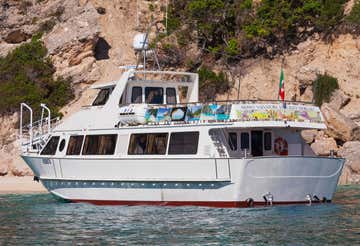 Motorship transfer from Cala Gonone to the Sea Ox Cave