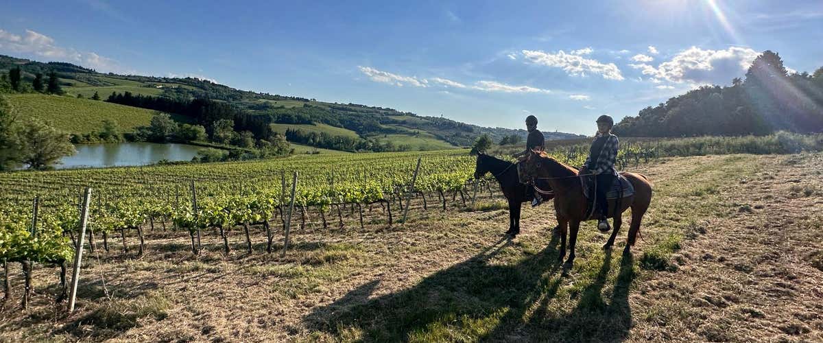 1½-hour horseback ride to Poppiano Lake and Castle