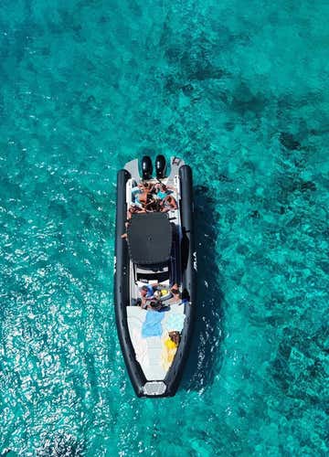 One-day Maxi Rib dinghy excursion among the islands of the La Maddalena Archipelago