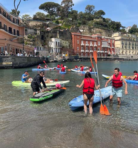 Tour in SUP lungo la costa di Posillipo con brindisi