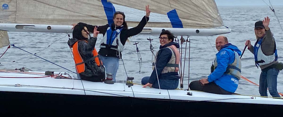 Tour privato in barca a vela del Lago di Garda