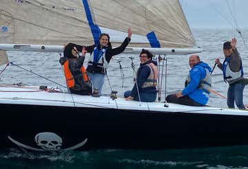 Tour privato in barca a vela del Lago di Garda