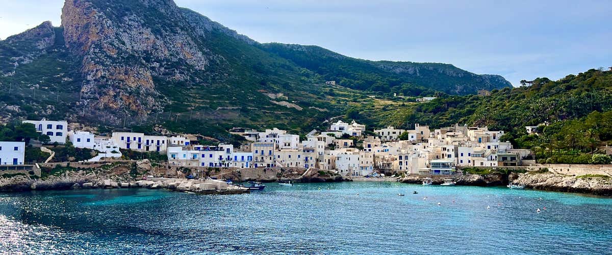 Gita giornaliera in gommone a Favignana e Levanzo