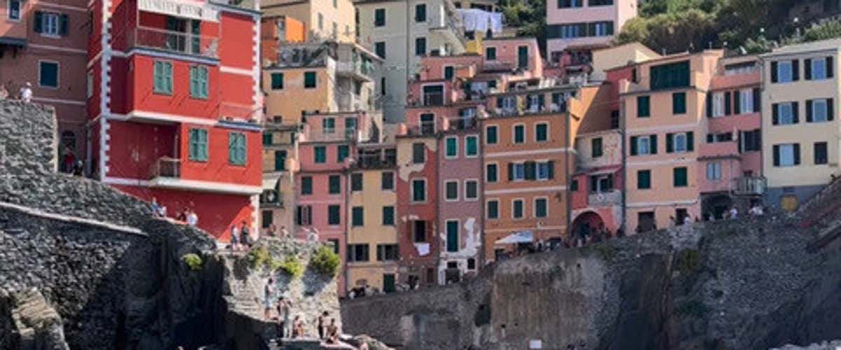 Boat tour in the Gulf of Poets and Cinque Terre with tasting