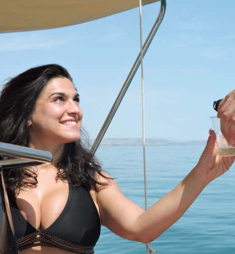 Boat tour to the White Point Reserve with sunset aperitif