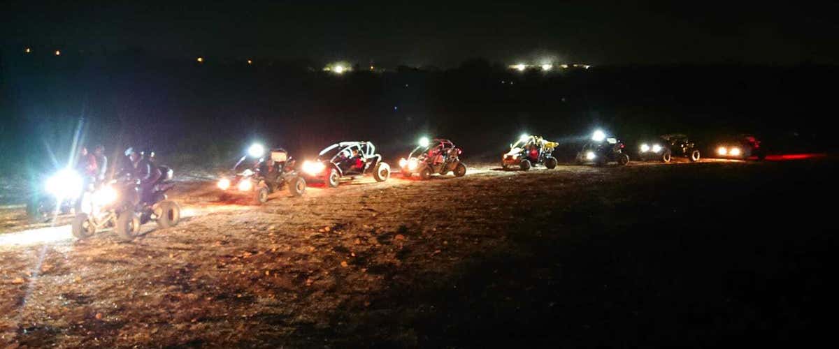 Tour in buggy sotto le stelle in Valle d'Itria con degustazione