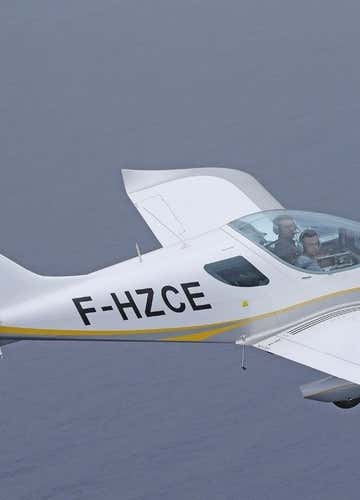 First ultralight flight over the Ligurian Riviera