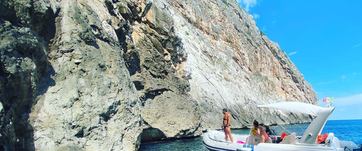 Boat tour along the Ionian coast of Leuca