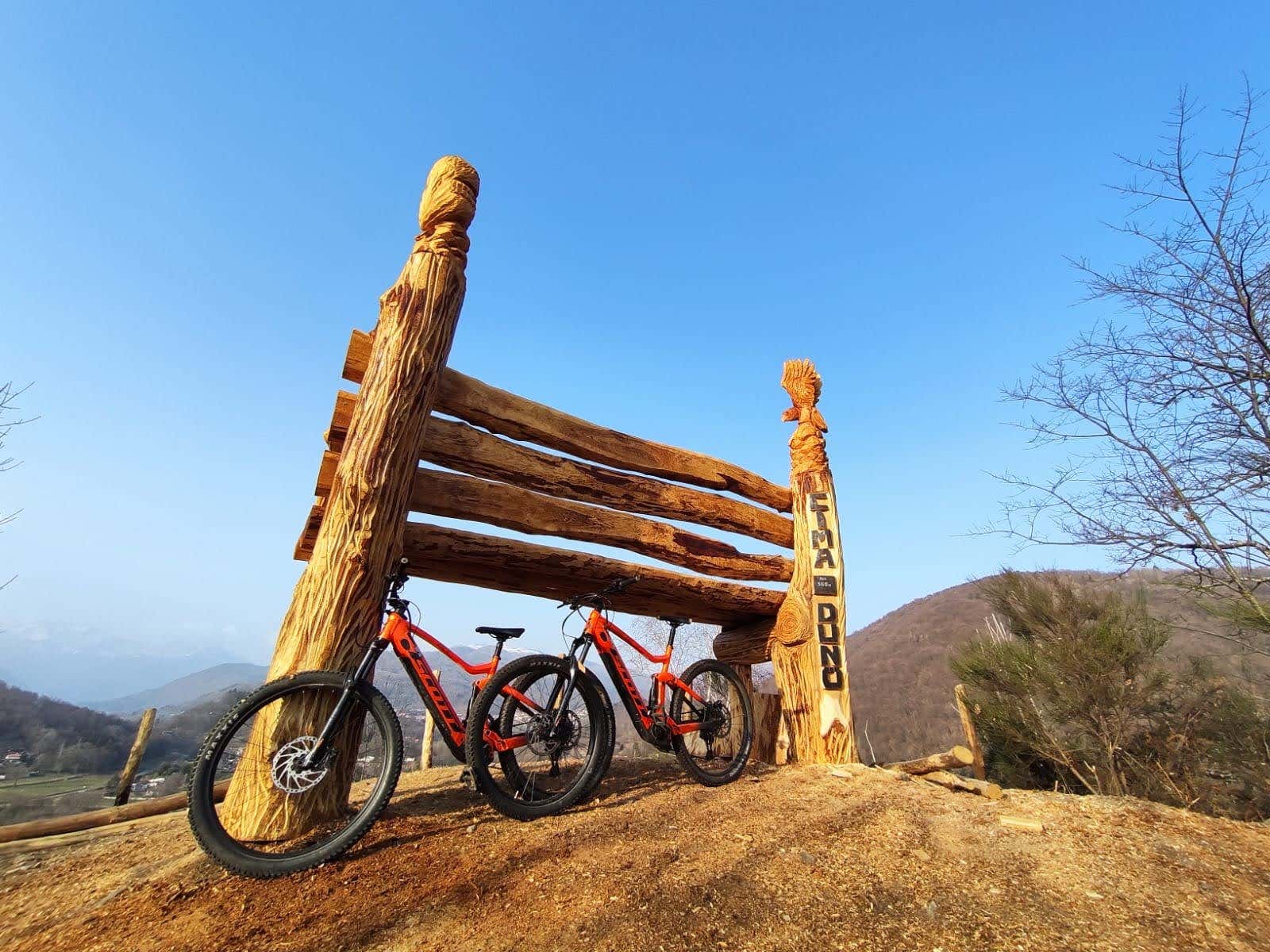 Noleggio Bici Sport Con La Bici In Montagna Noleggio E-bike A