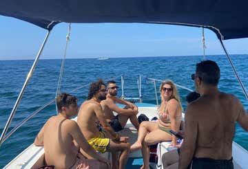 Escursione in barca di 3 ore alle grotte marine di Santa Maria di Leuca