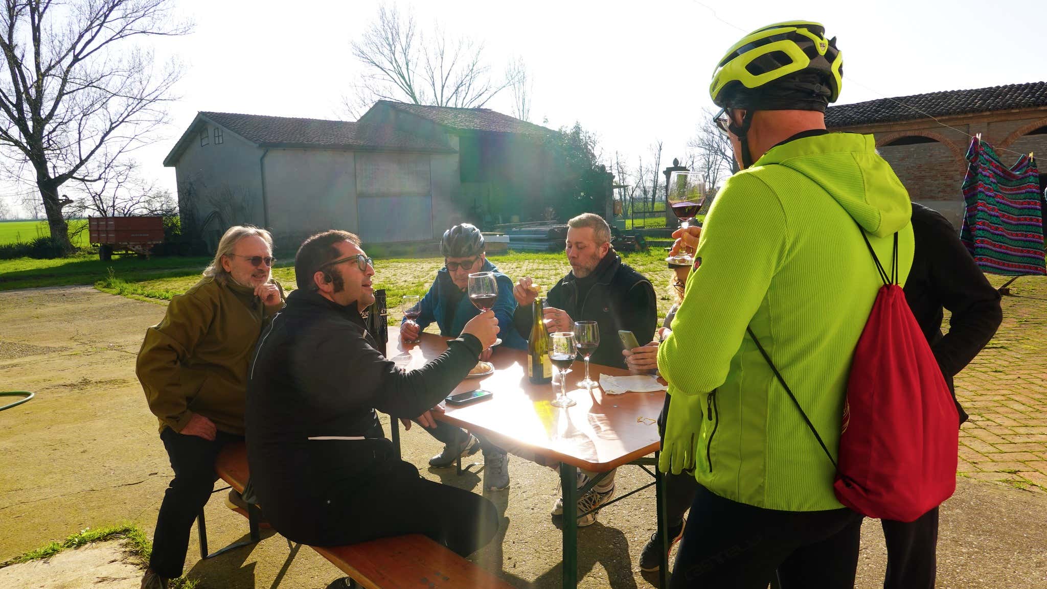 Tour in e-bike e degustazione vini in provincia di Cremona