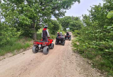 Adventurous quad tour in Assisi