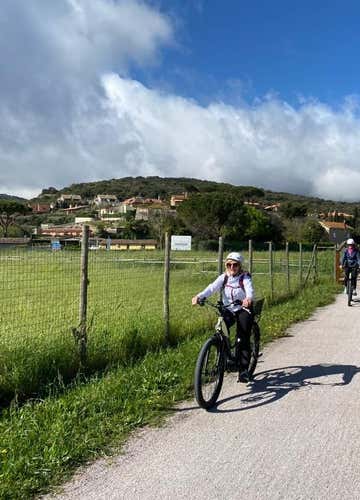 E-Bike tour through the colours and scents of the Maremma
