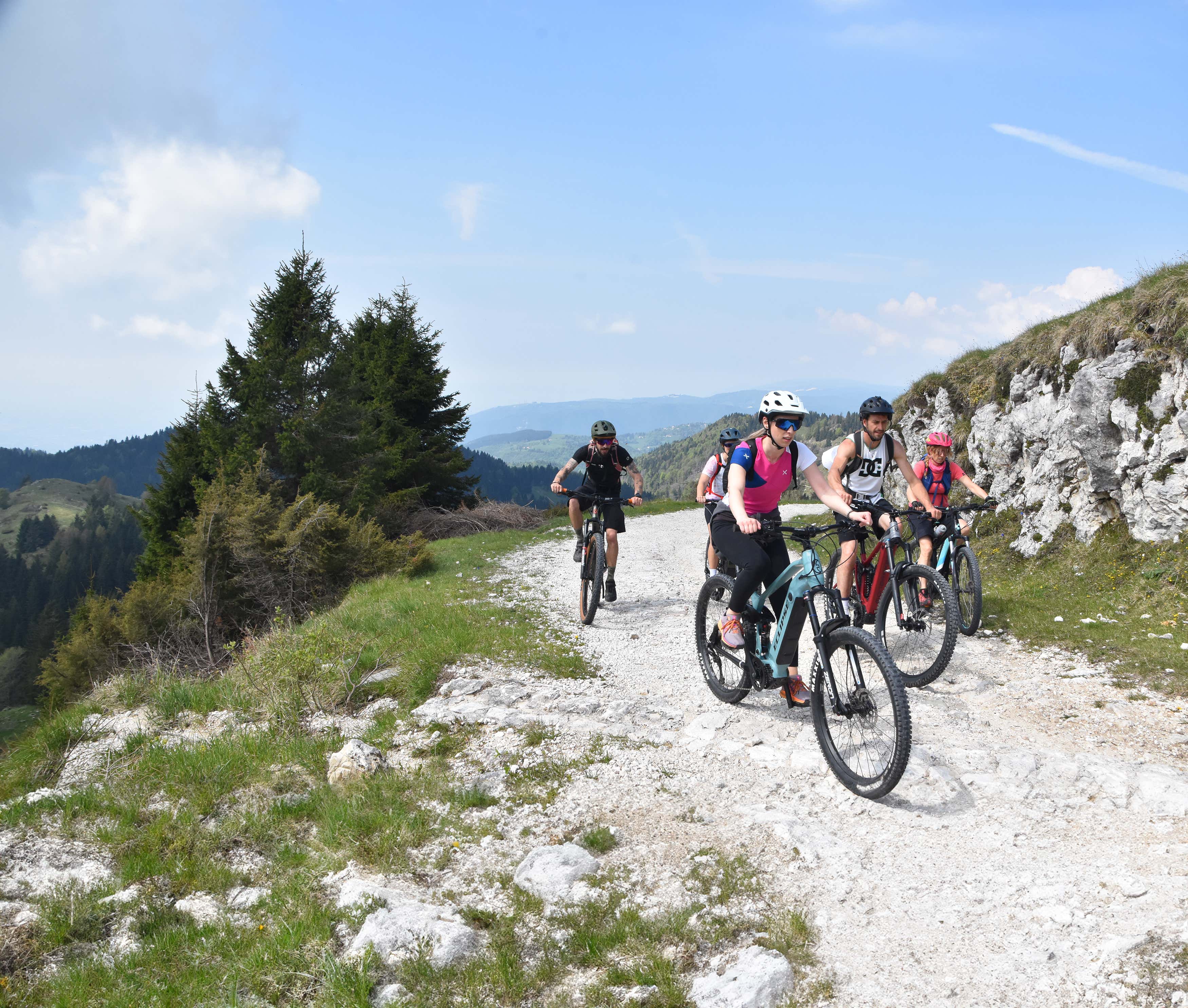 Noleggio Bici Percorso Bici Brenta Noleggio E-bike A Valbrenta In