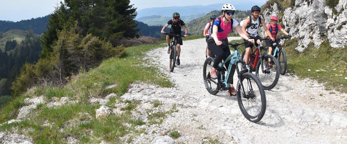 Noleggio e-bike a Valbrenta in provincia di Vicenza