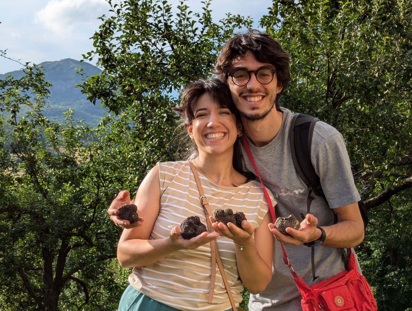 Caccia al tartufo sull'Appennino Tosco-Emiliano con pranzo o cena