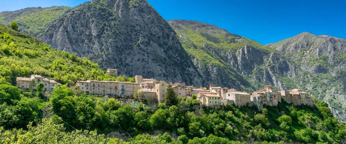 Trekking tour nella Valle del Sagittario