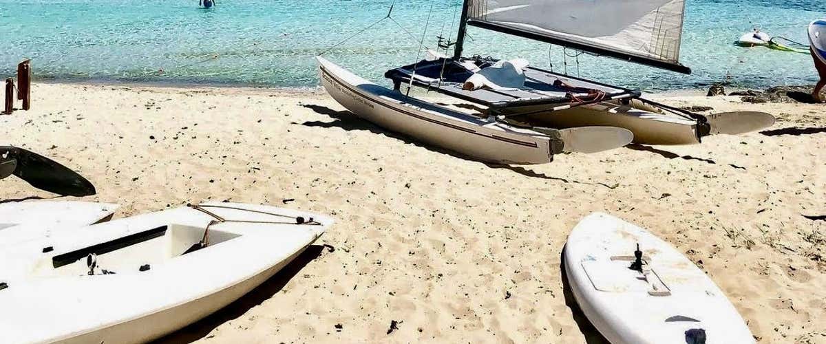 Basic sailing lesson in Stintino