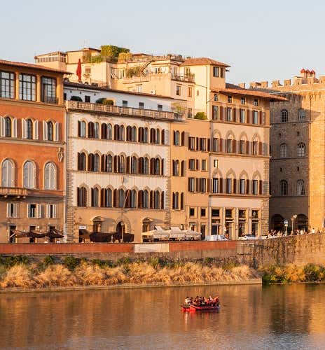 Rafting panoramic tour in the heart of Florence